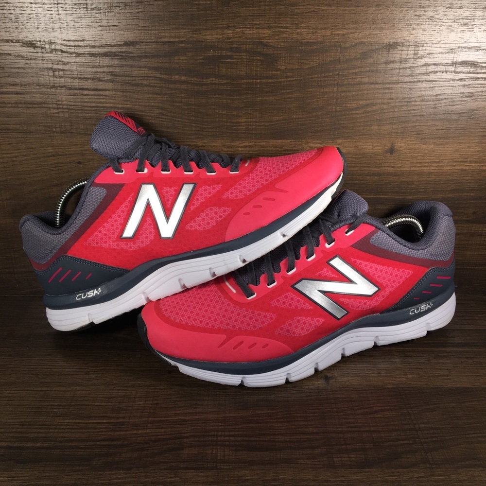 New Balance Women’s 775v3 Pink Athletic Sneakers - Picture 3 of 9
